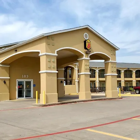 Super 8 By Wyndham Forney/East Dallas